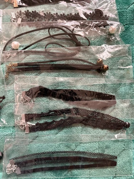 Choker Necklace Bundle Lot of 18 – Black Lace Velvet Goth Y2K Mix - Picture 7 of 9